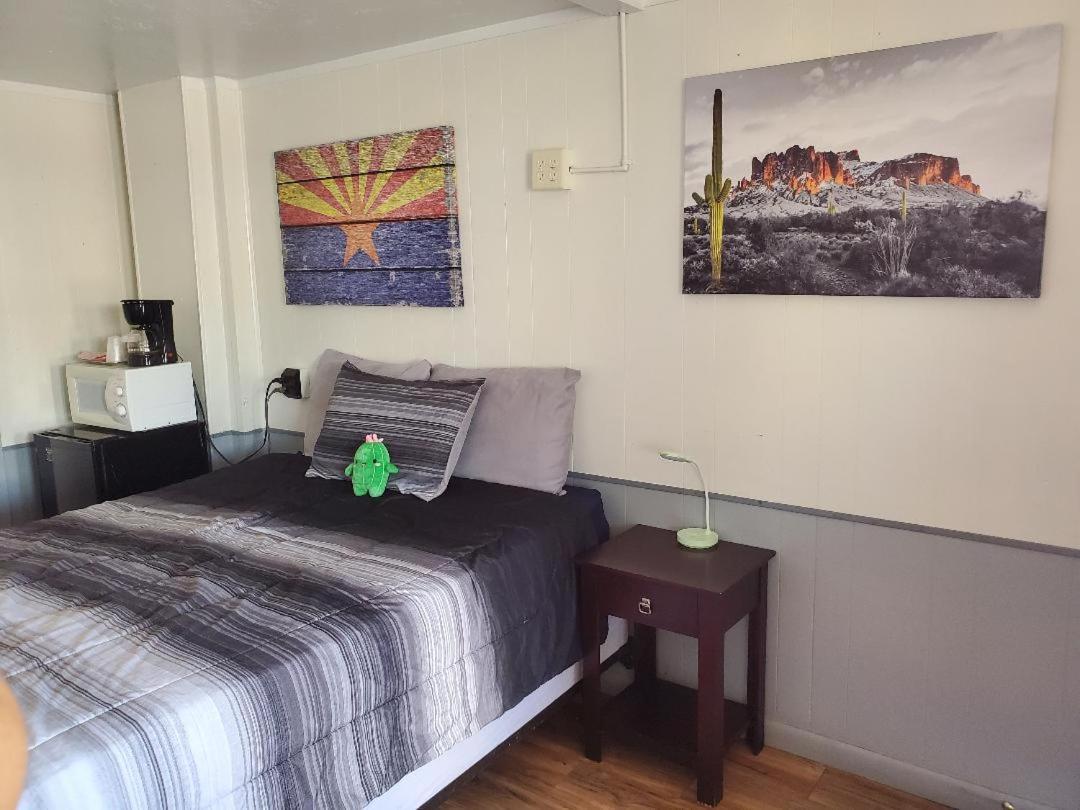 Motel Brad's Desert Holbrook