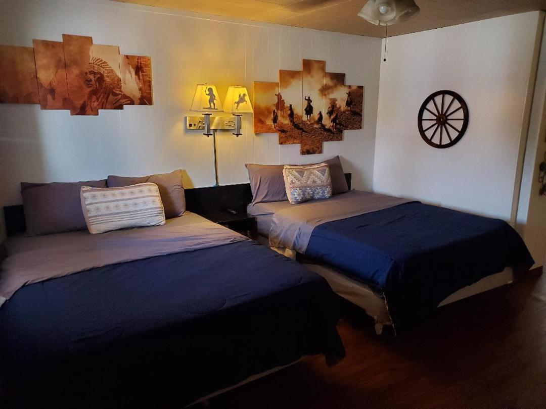 Brad's Desert Motel Holbrook